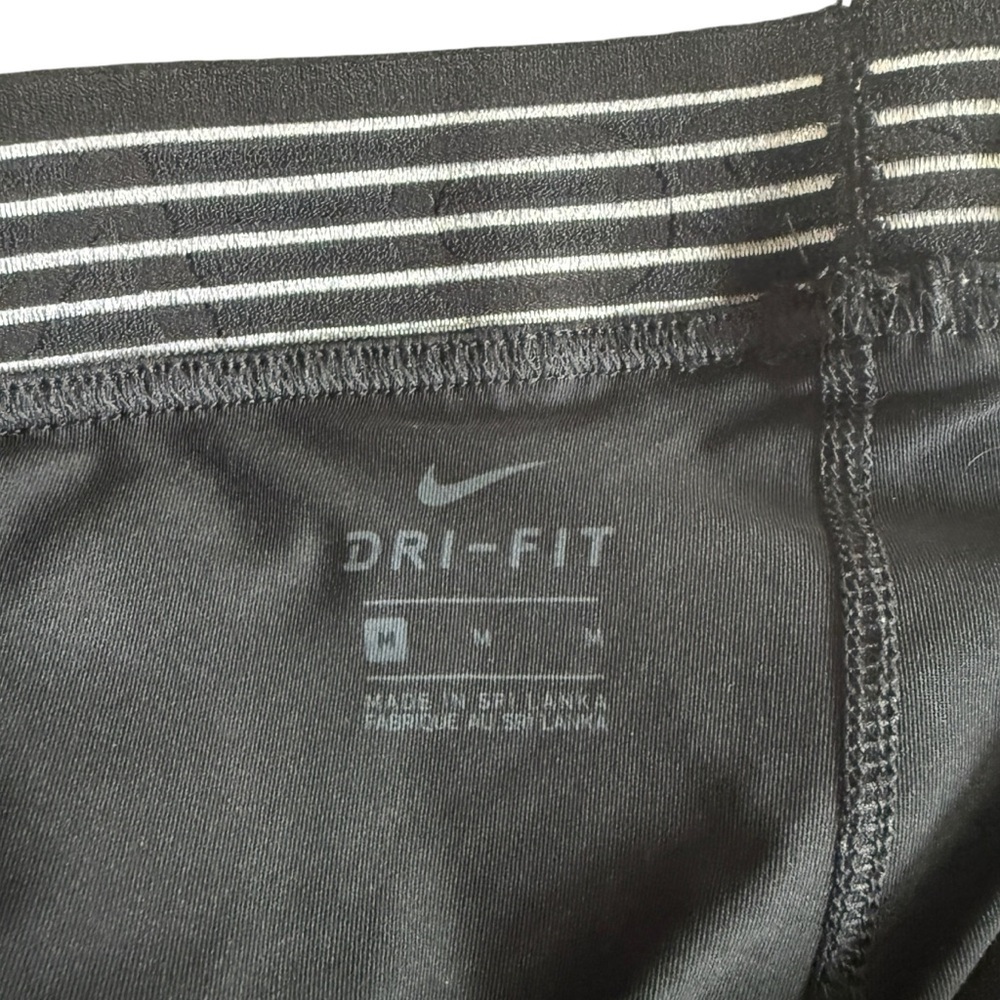 Nike Black Athletic Performance Shorts - Picture 6 of 8